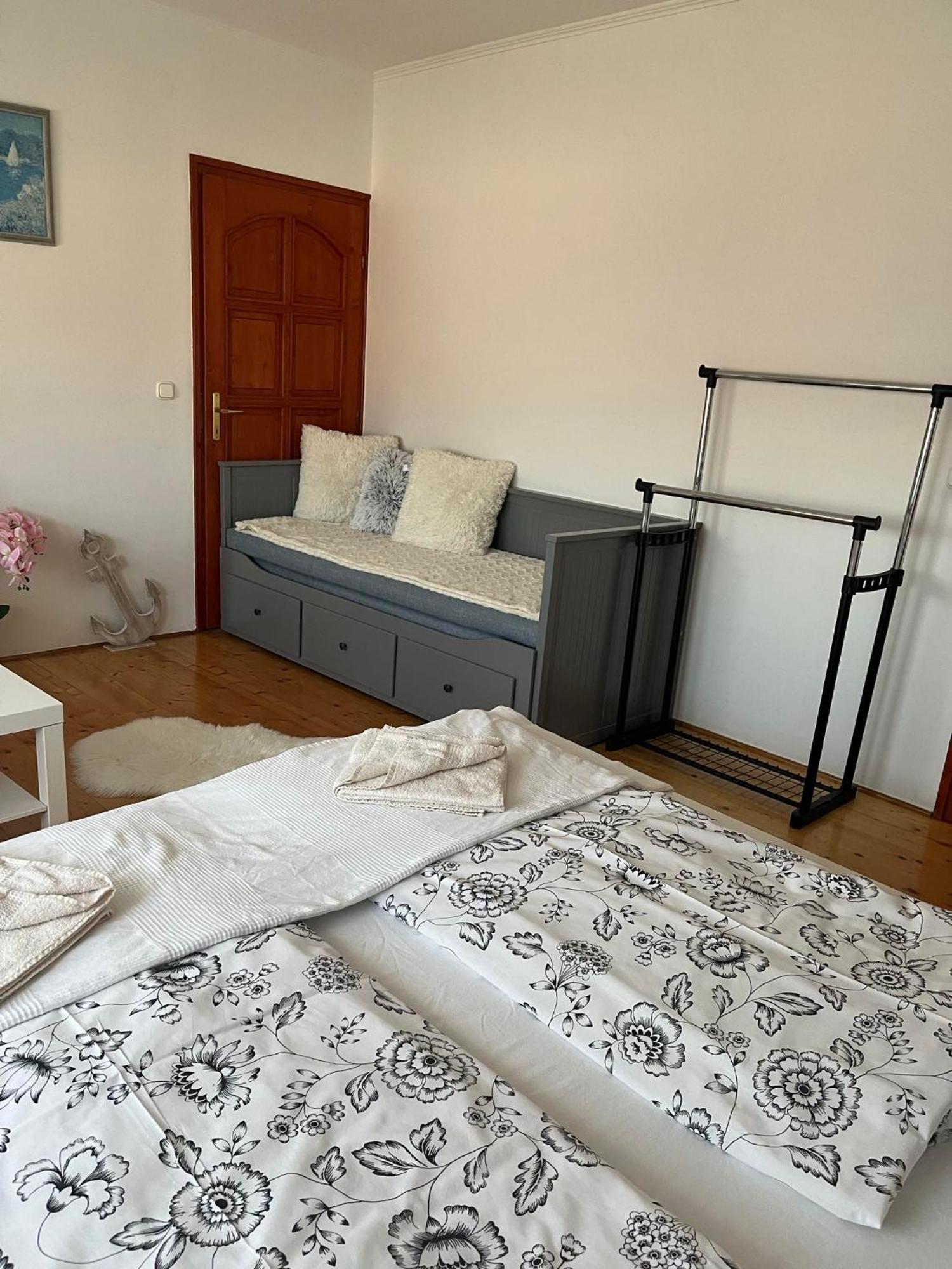 Rege Apartman 2 Alsóörs Exteriör bild